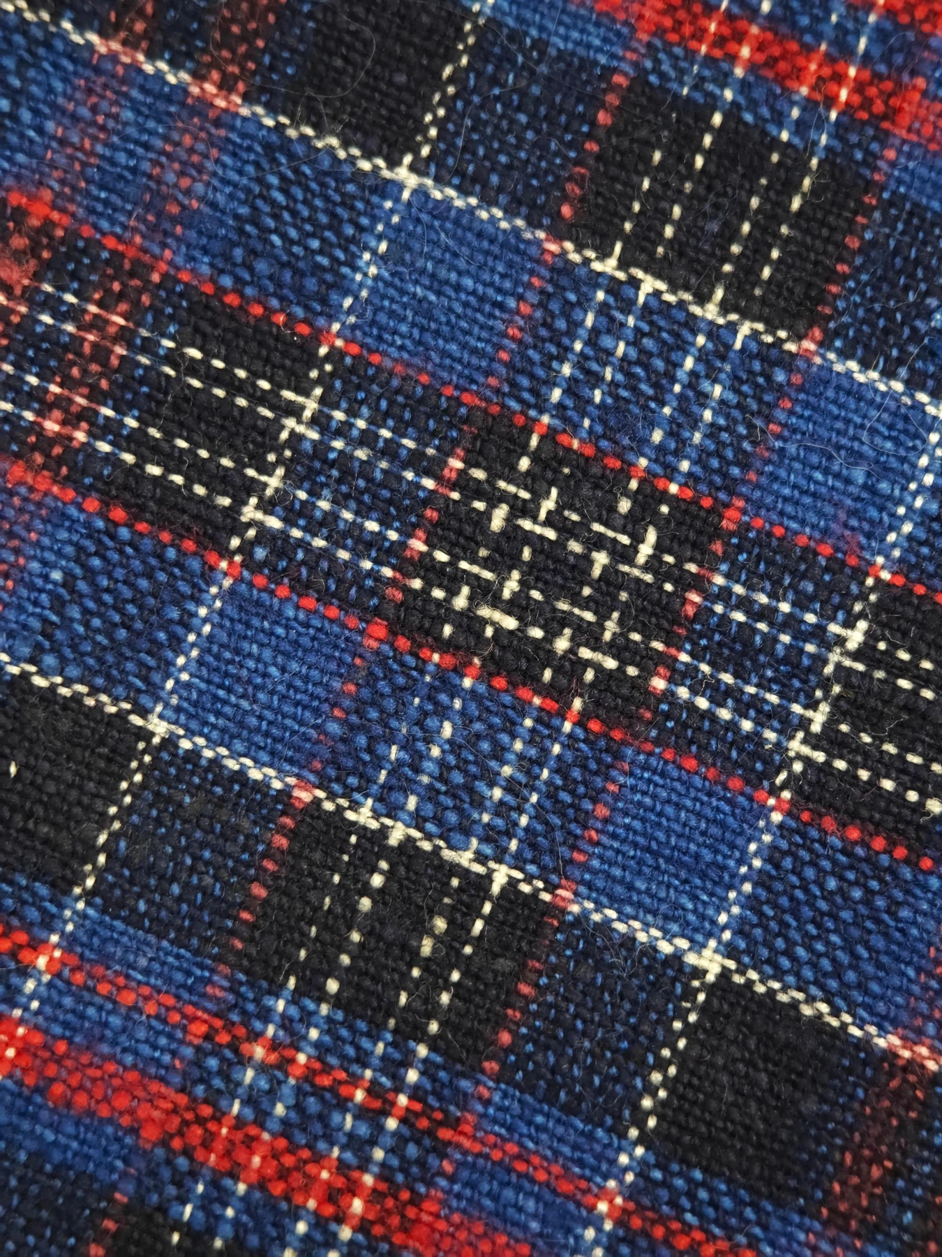 Blue Key Lattice — source photograph 10, documenting the same textile.