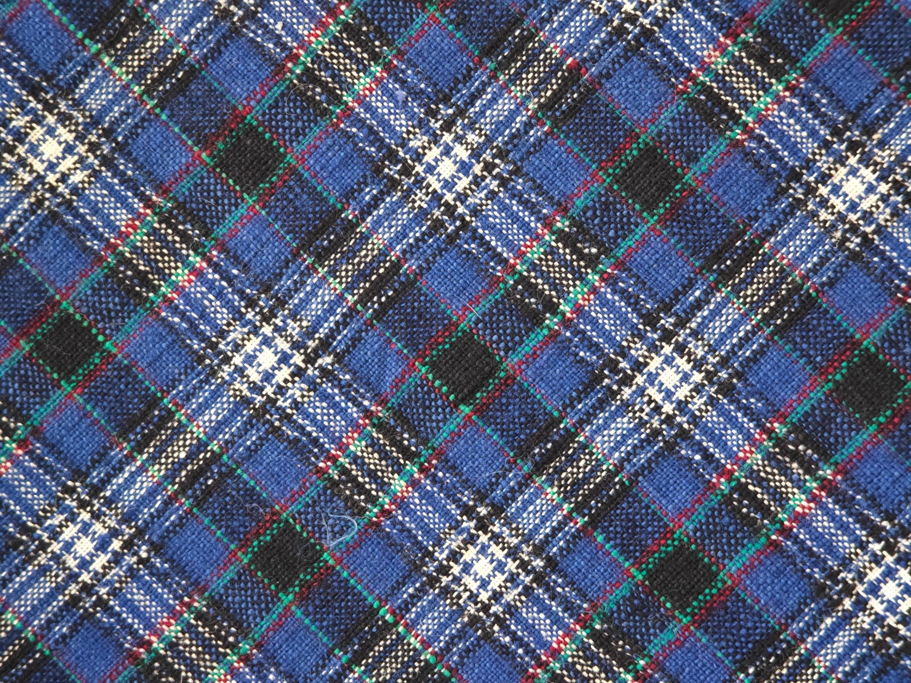 Midnight Osmanthus — source photograph 4, documenting the same textile.