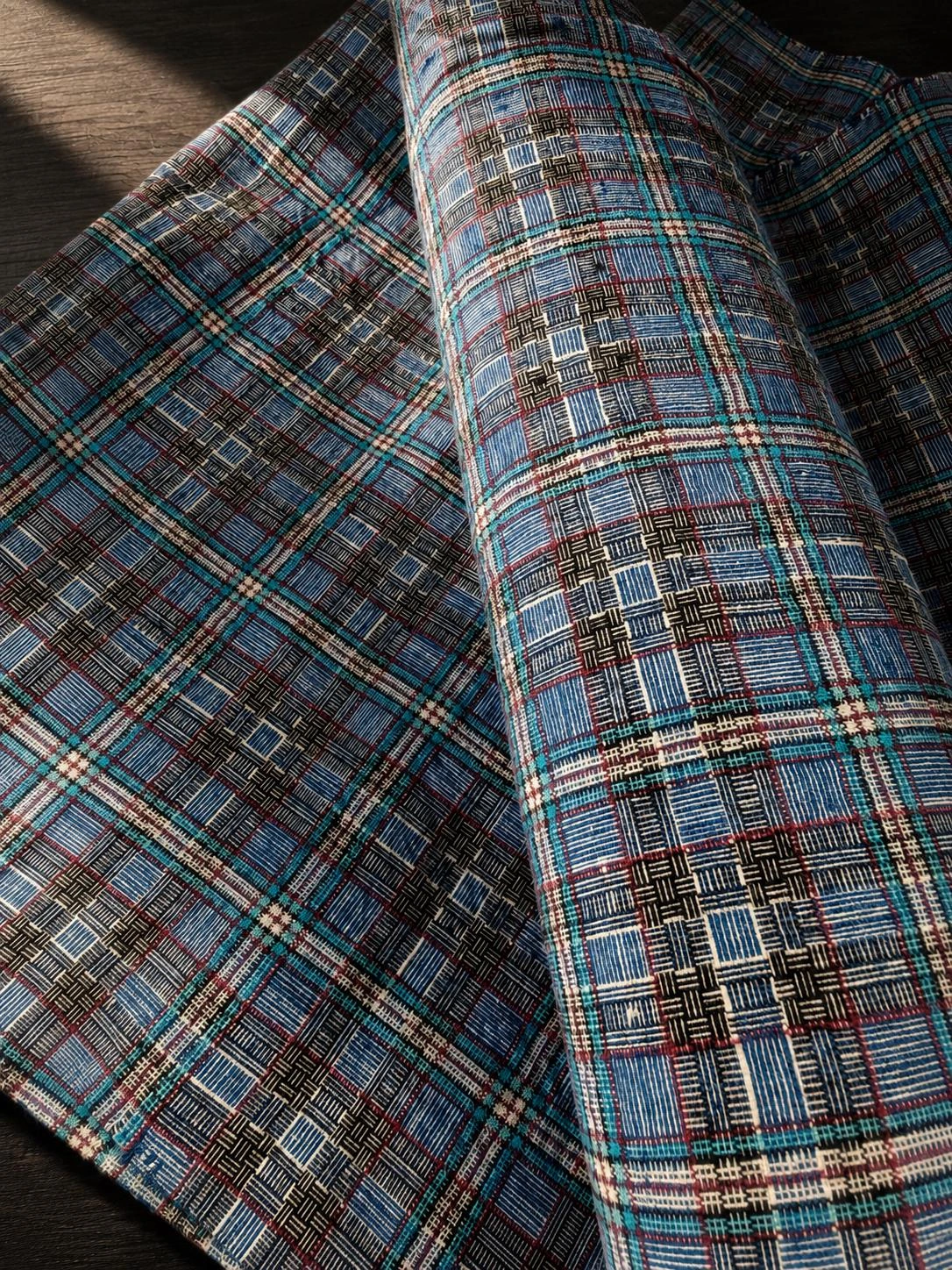 Reed Breeze — source photograph 5, documenting the same textile.