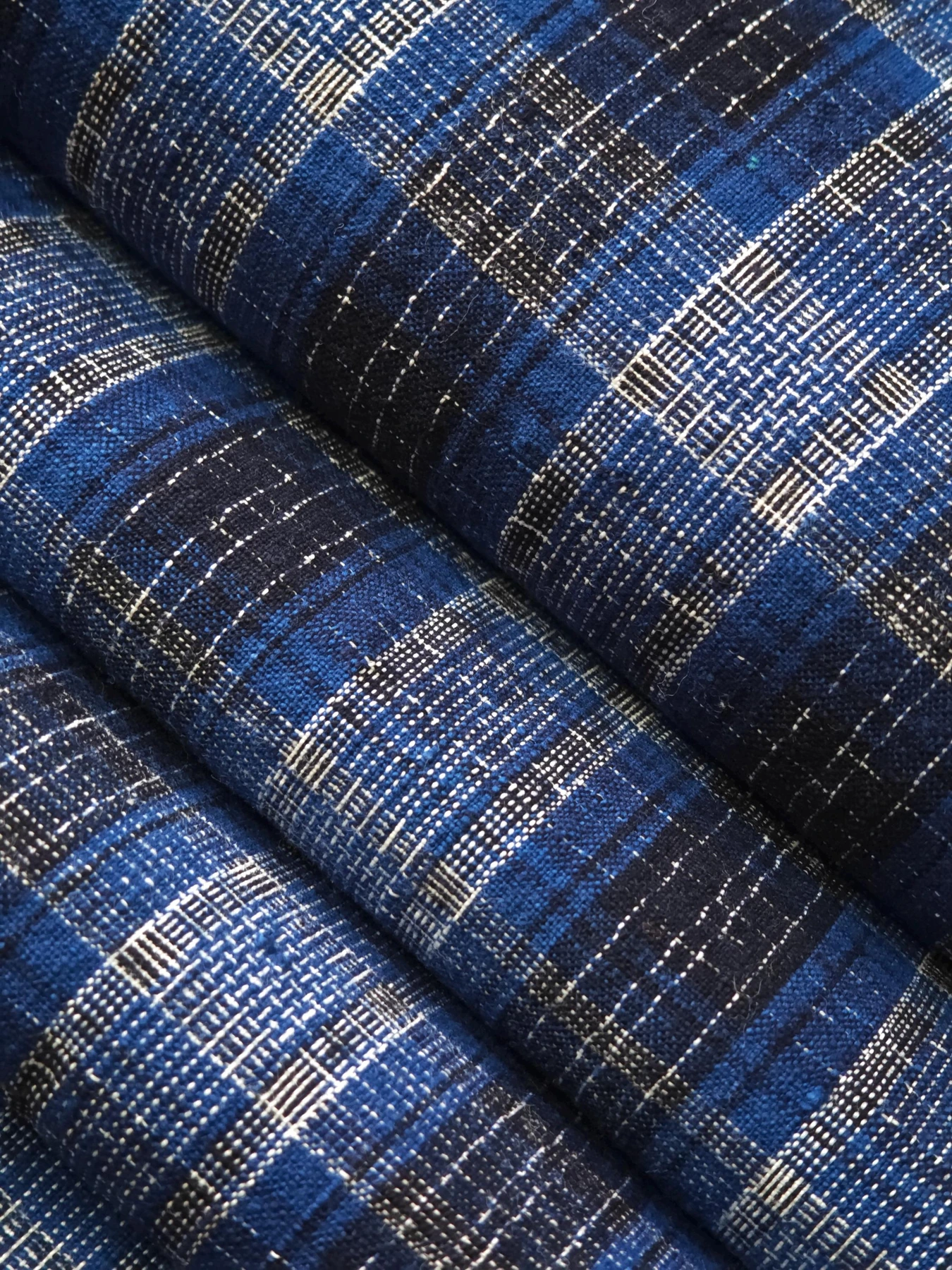 Reed Path Lattice — source photograph 2, documenting the same textile.