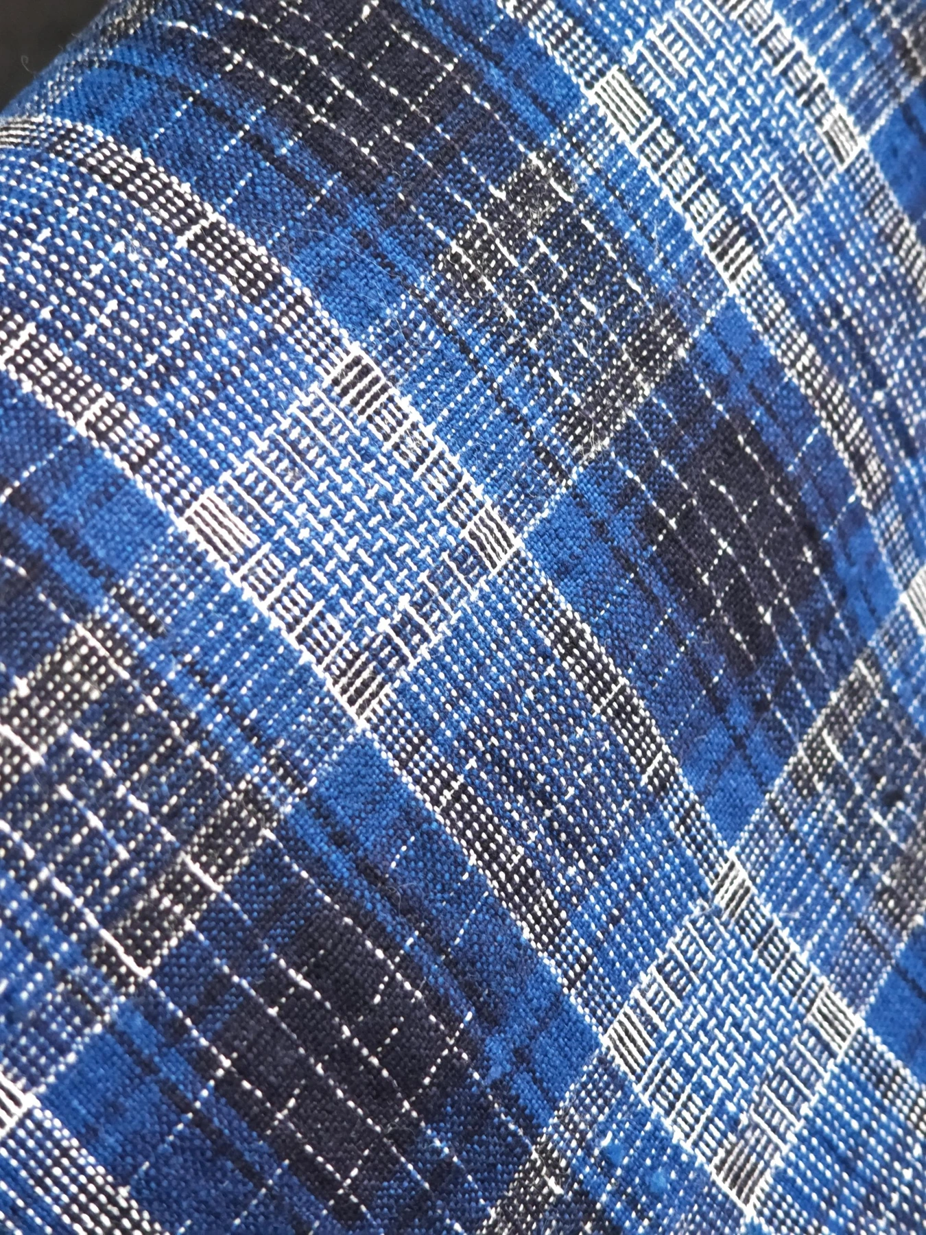 Reed Path Lattice — source photograph 8, documenting the same textile.