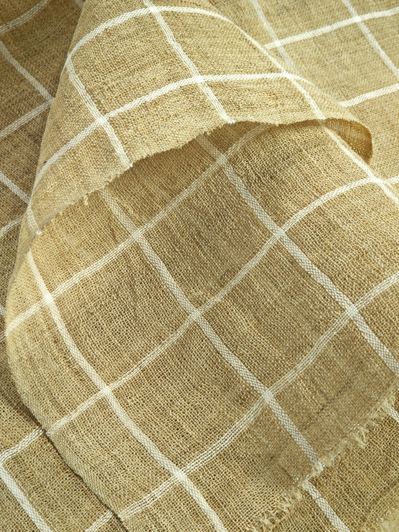 Summer Field Grid — source photograph 2, documenting the same textile.