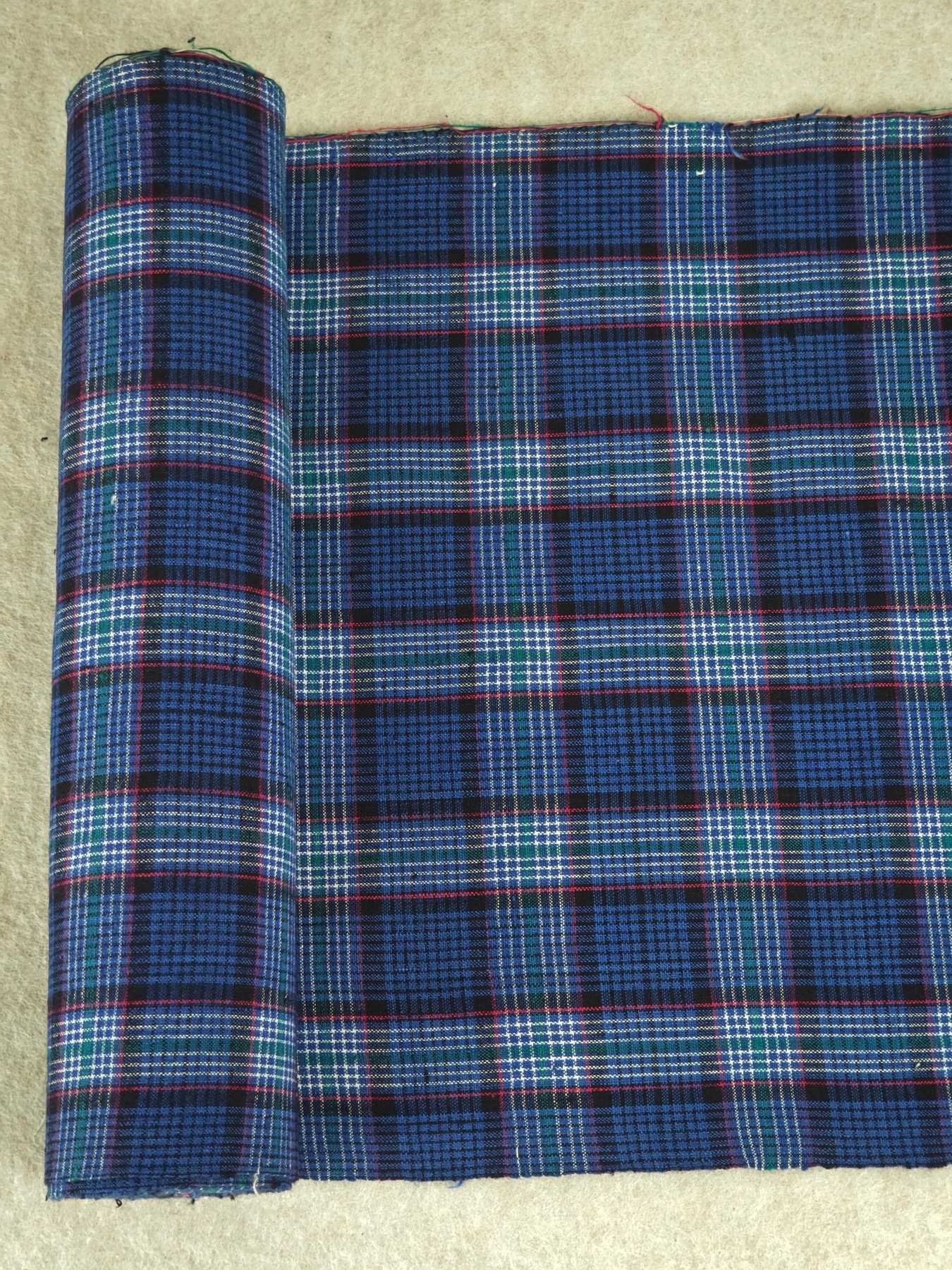 Blue Osmanthus Plaid — source photograph 10, documenting the same textile.