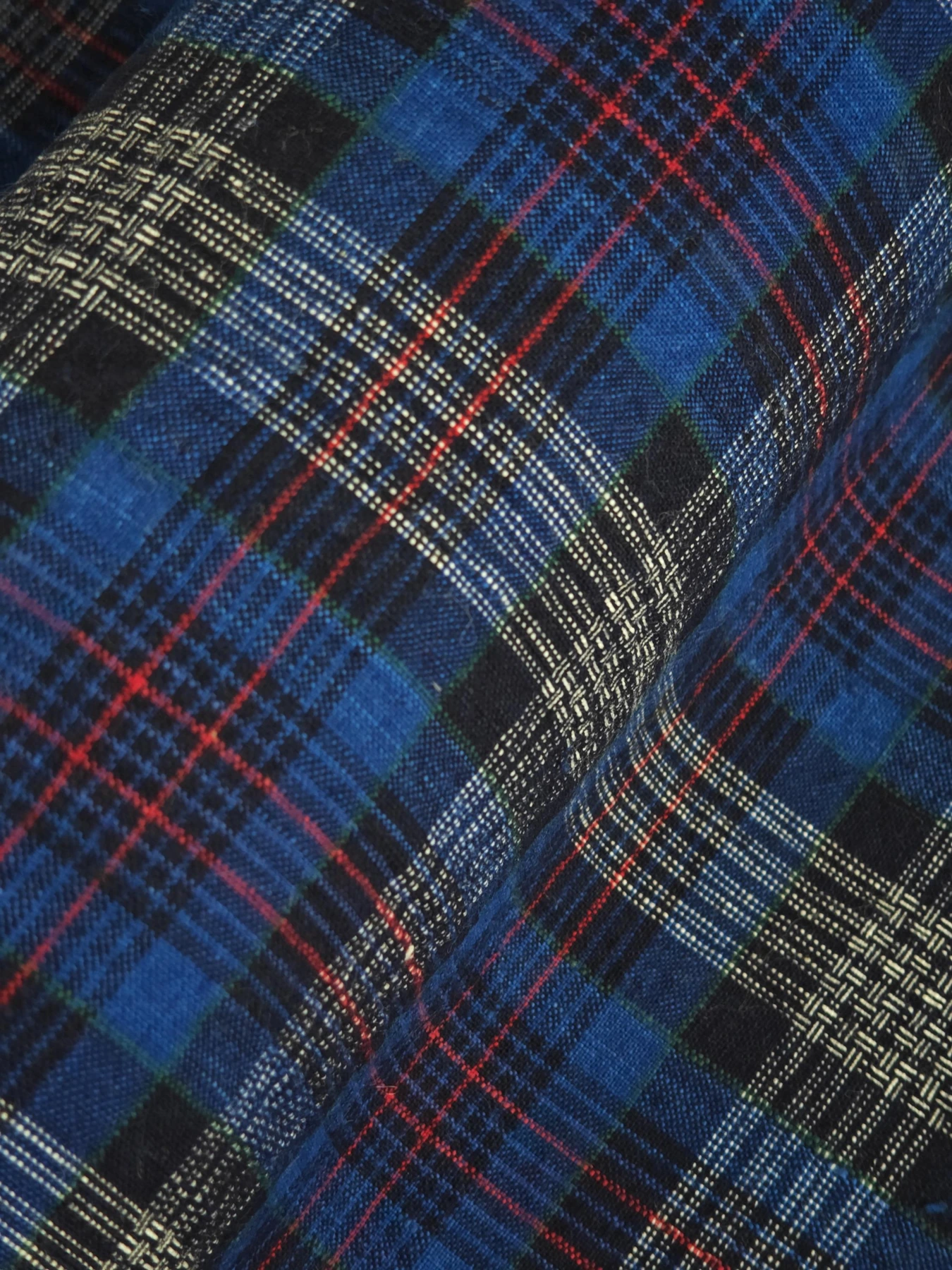 Endless Blessing Lattice — source photograph 6, documenting the same textile.