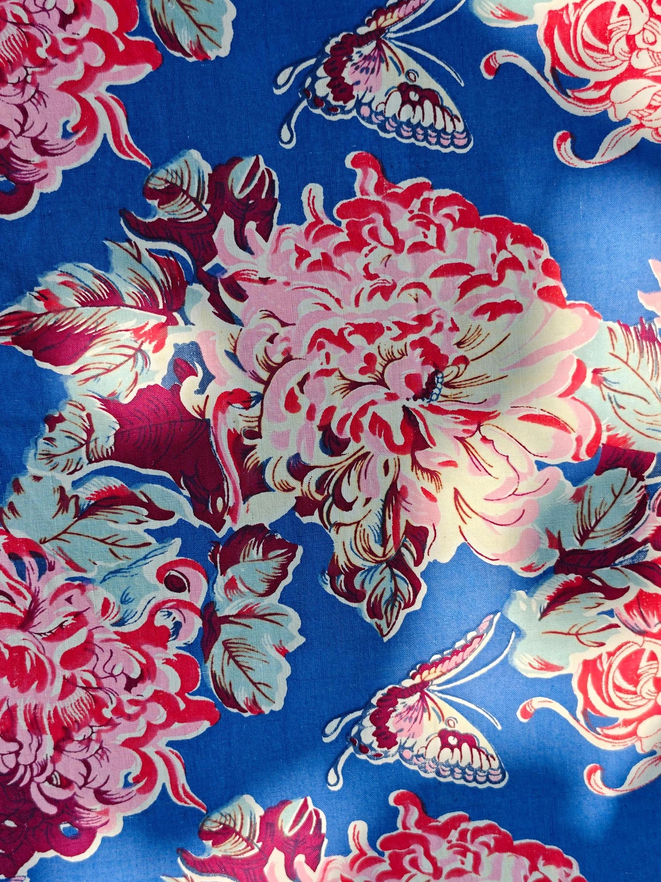 Chrysanthemum and Butterfly Bedsheet — source photograph 6, documenting the same textile.
