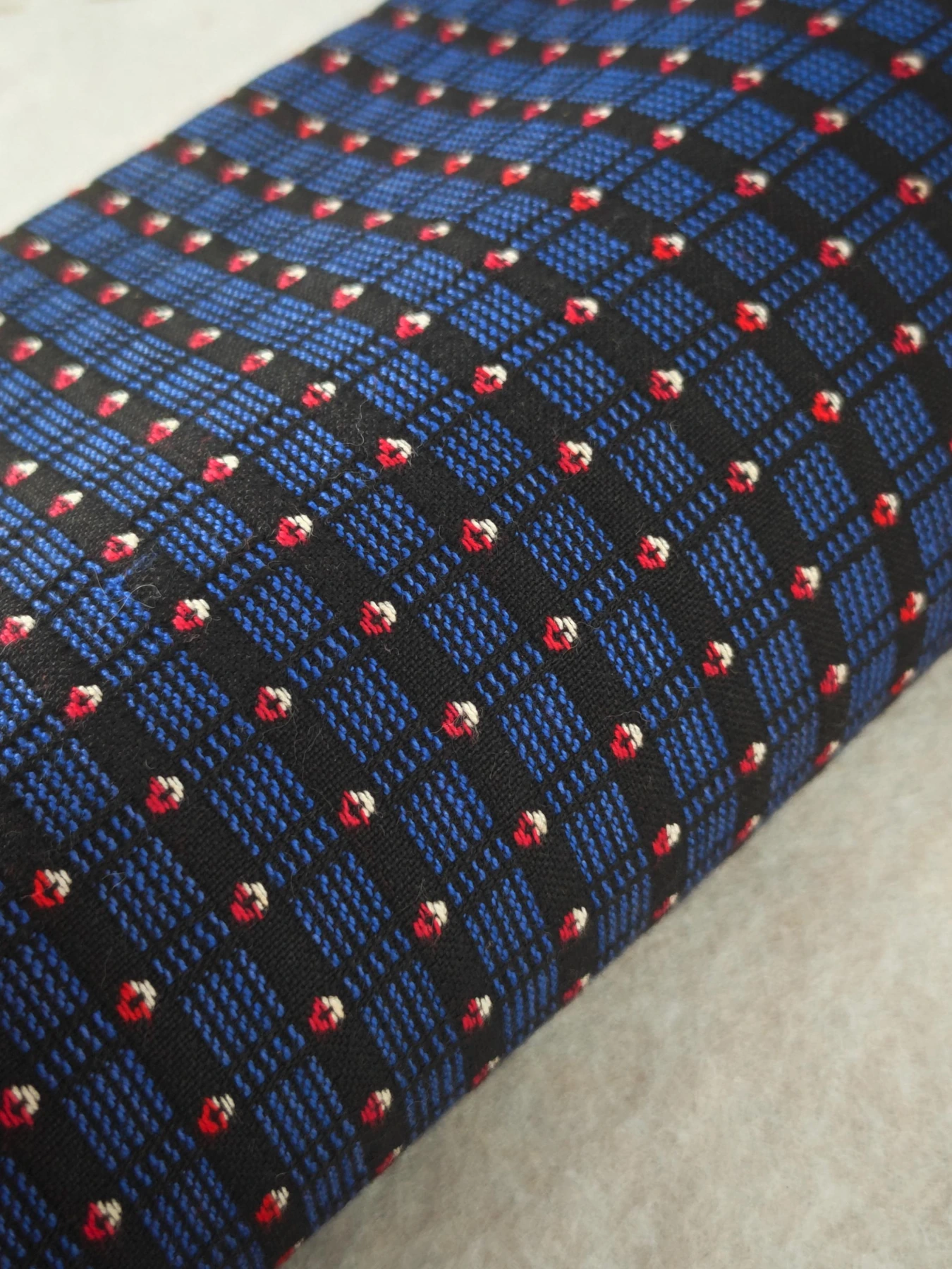 Sunrise — source photograph 9, documenting the same textile.